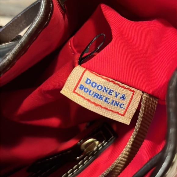 Dooney & Bourke Denison Tasha Drawstring Croc Embossed Cream Leather Bucket Bag - Picture 12 of 14